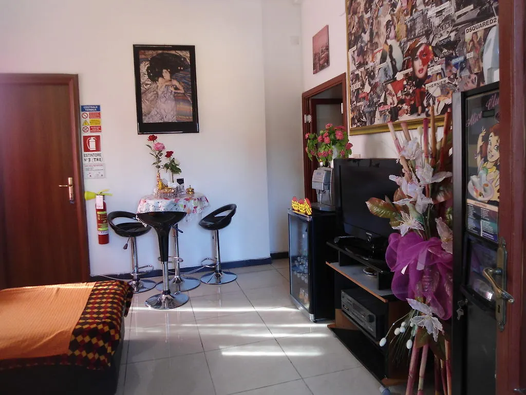 Hotel Houston Livorno - Struttura Esclusivamente Turistica - Not For Business Or Workers