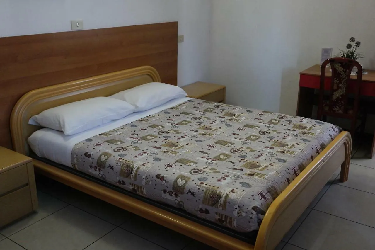 Hotel Houston Livorno - Struttura Esclusivamente Turistica - Not For Business Or Workers Italien