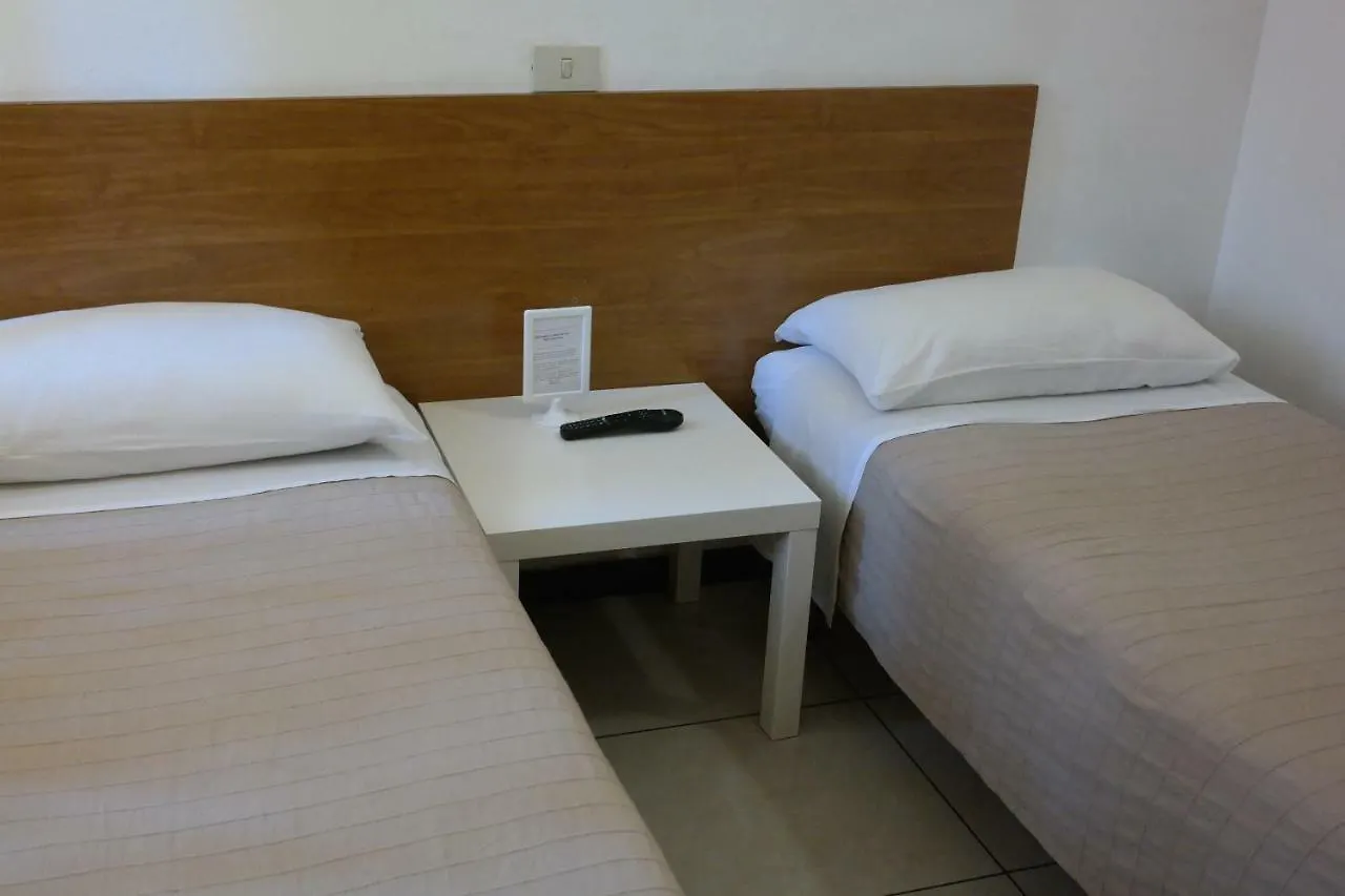 Hotel Houston Livorno - Struttura Esclusivamente Turistica - Not For Business Or Workers