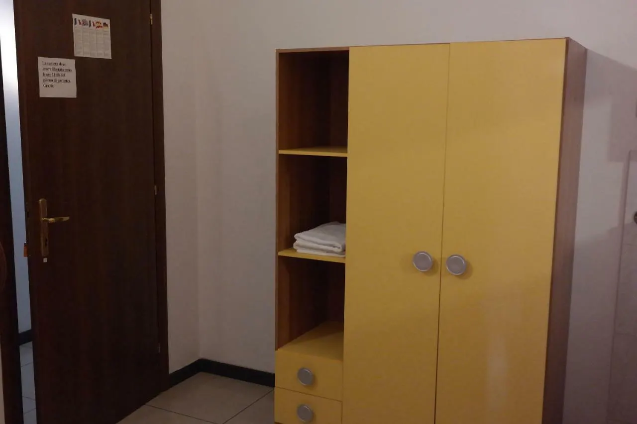 Hotel Houston Livorno - Struttura Esclusivamente Turistica - Not For Business Or Workers