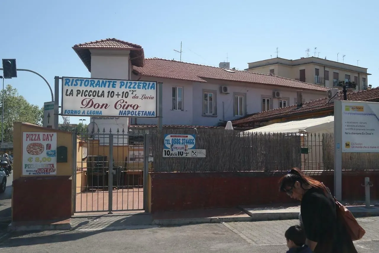 Hotel Houston Livorno - Struttura Esclusivamente Turistica - Not For Business Or Workers 0*,