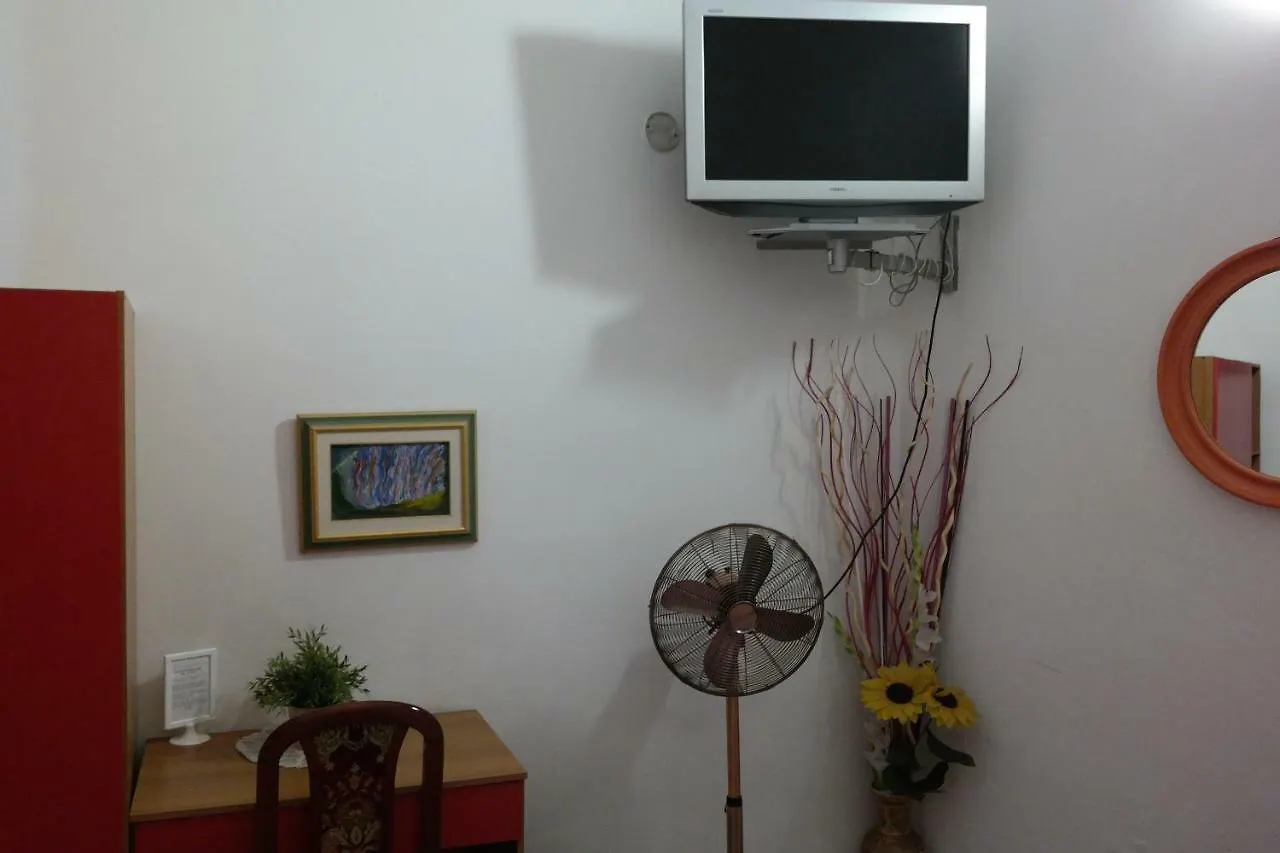 Hotel Houston Livorno - Struttura Esclusivamente Turistica - Not For Business Or Workers 0*,